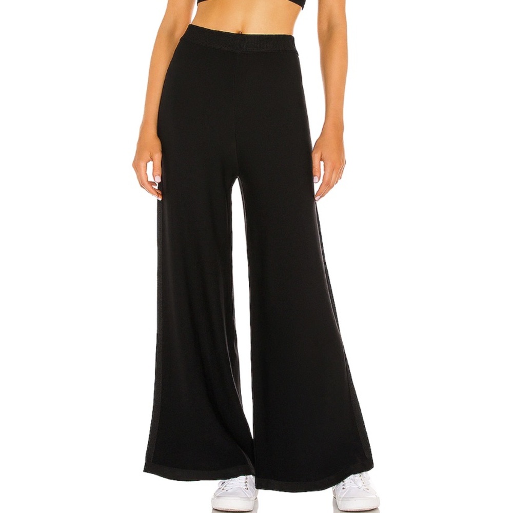 Free people show off pants